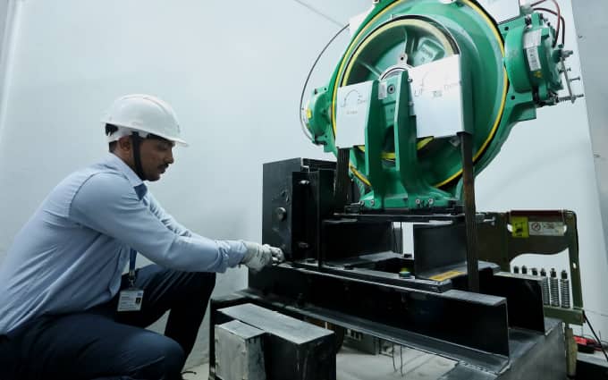 image_student_technician